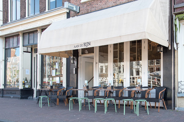 photo de Aan de Rijn à Leiden