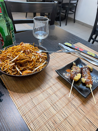 photo de asiatique 61 à Argentan