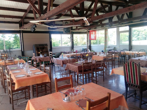 photo de Auberge de la Tour à La Tour-du-Meix