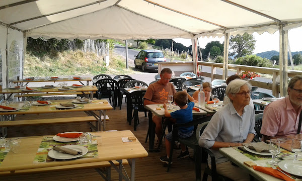 photo de Auberge de Moneaux à Chambon-sur-Lac