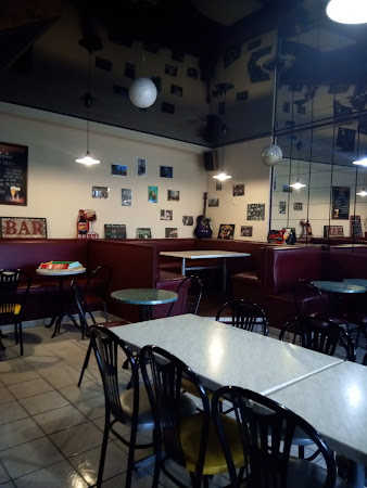 photo de Bar la Vosgienne à Mirecourt