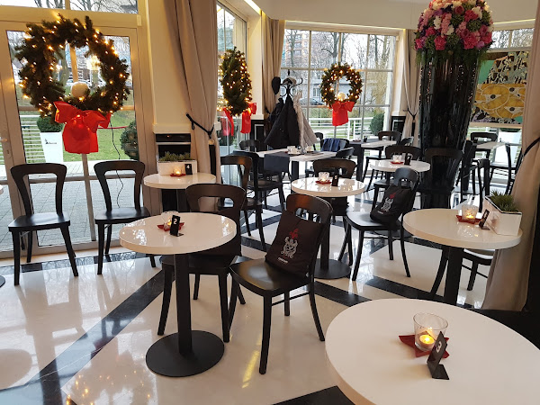 photo de Baszta Piano Cafe & Restaurant à Międzyzdroje