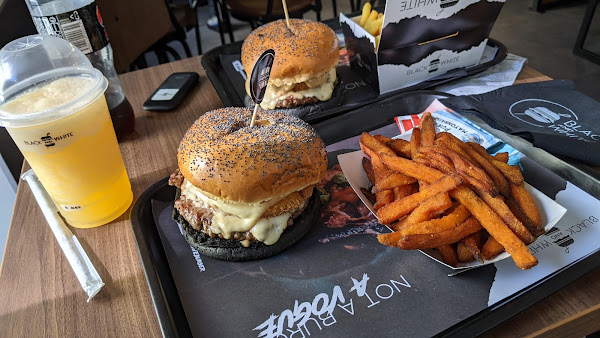 photo de Black And White Burger Rennes à Rennes