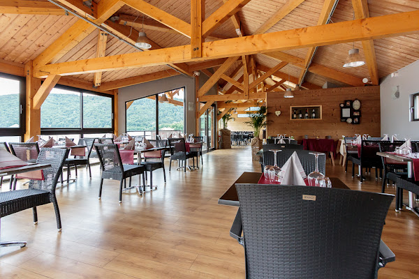 photo de Brasserie Le 50 à Chambon-sur-Lac
