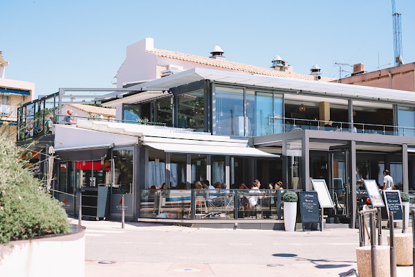 photo de Brasserie Le Saint-Trop à Carry-le-Rouet