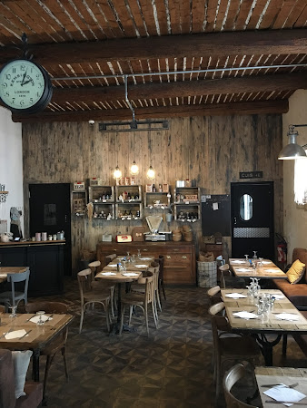 photo de Café de la Poste à Mallemort