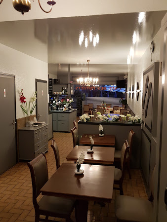 photo de Café des Pontets, Hajrullahu à Lancy
