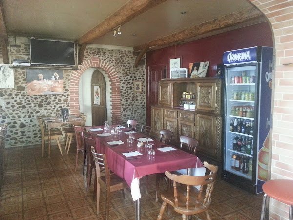 photo de Café Restaurant Le Centre à Sémalens