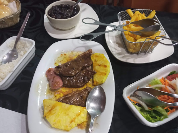 photo de Churrasqueira Prestige à São Cosme