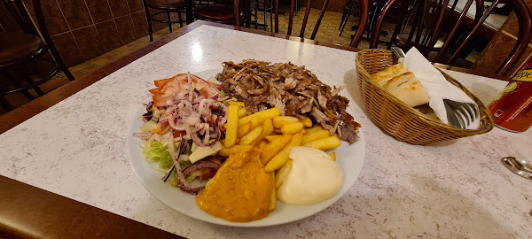 photo de Cimbom Restaurant Kebab à Claye-Souilly