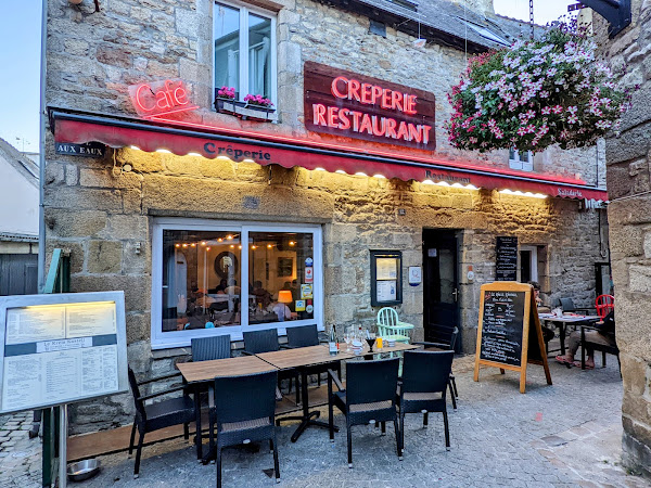 photo de Crêperie Kreiz Kastell à Saint-Pol-de-Léon
