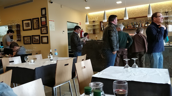 photo de Está nas Brasas à Leça do Balio