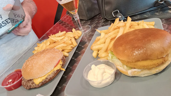 photo de FRENCH DINER à Flixecourt
