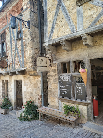 photo de GABY à Saint-Cirq-Lapopie