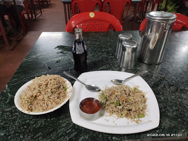 photo de Hotel Ashirwad Dhaba à Marathewadi