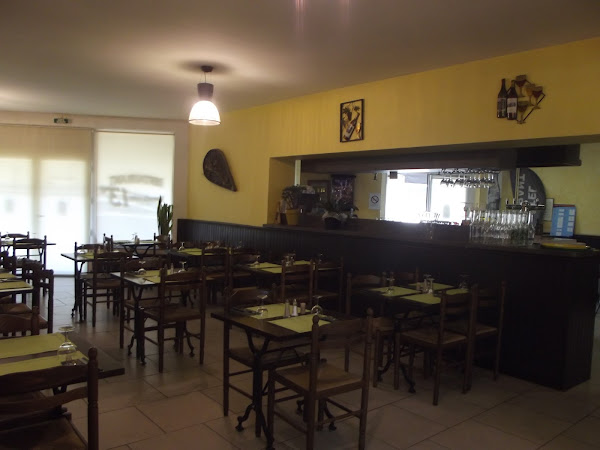 photo de HOTEL LE JD GASCOGNE à Villeneuve-sur-Lot