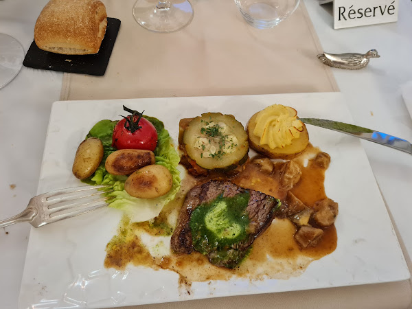 photo de Hôtel*** | Restaurant Le Jambon à Hagetmau
