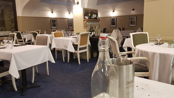 photo de Hôtel Restaurant Les 13 Assiettes à Le Val-Saint-Père