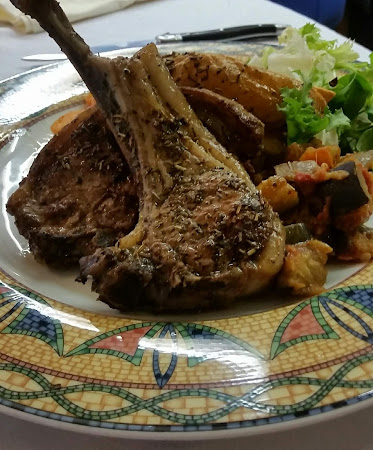 photo de hotel restaurant les monts d'arree guerlesquin à Guerlesquin