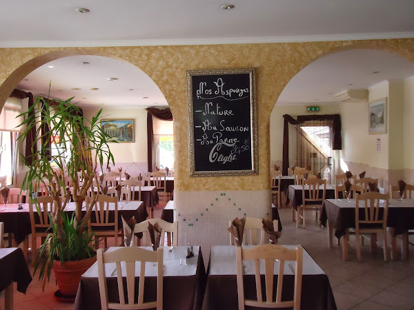 photo de Hôtel Restaurant Pizzeria Bernini à Bettembourg