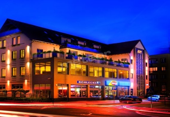 photo de Hotel Tęczowa à Luban