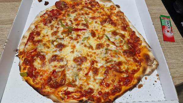 photo de Ici Pizzas 72 à Précigné