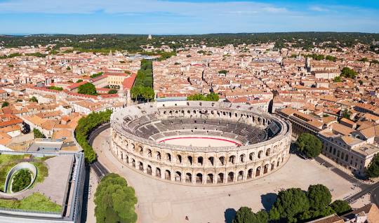 Nîmes 525 restaurants