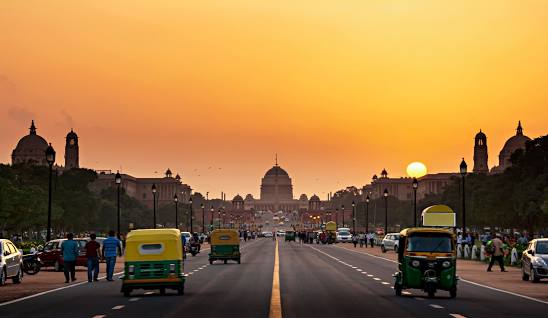 New Delhi, Delhi 7700 restaurants