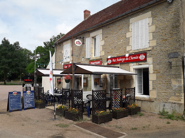 photo de L AUBERGE DU CHEMIN à Courcelles