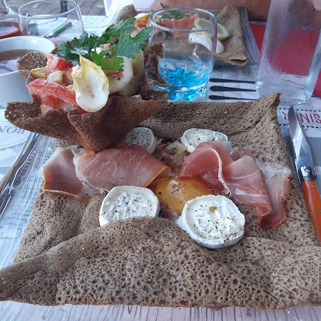 photo de La Ciboulette à Cazaubon