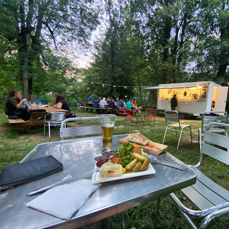 photo de La Guinguette du Castor - Food Truck 100 % Bio & Local à Yenne