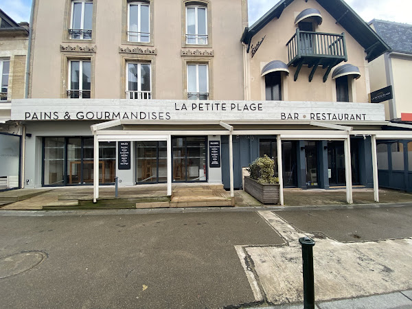 photo de La petite plage à Arromanches-les-Bains