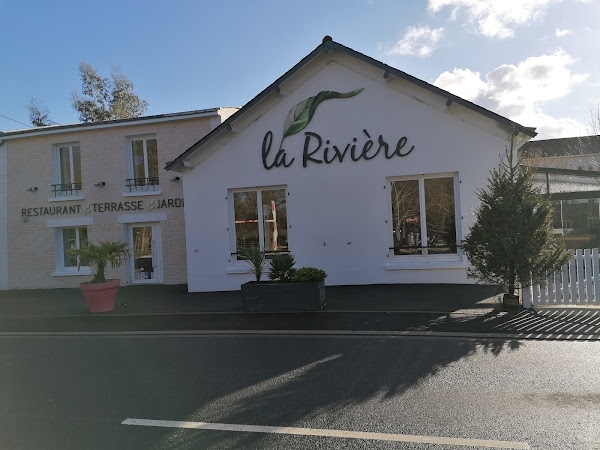 photo de La table de MarYann - Restaurant La Rivière à Basse-Goulaine