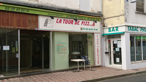 photo de La Tour de Pizz...a à Villeneuve-de-Marsan
