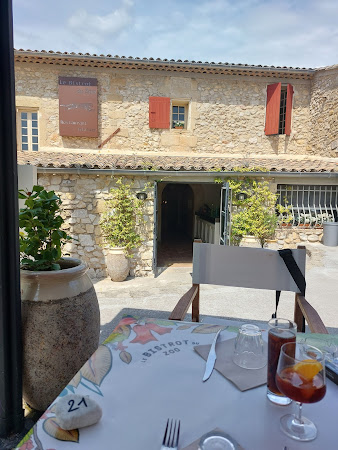 photo de Le Bistrot du Parc Animalier de LA BARBEN à La Barben