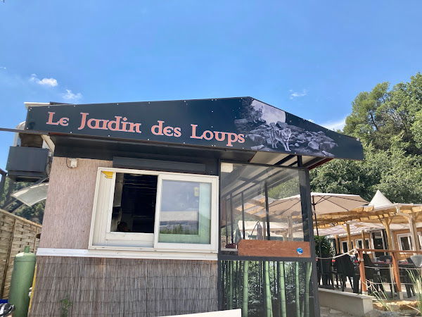 photo de Le Jardin des Loups à Carros