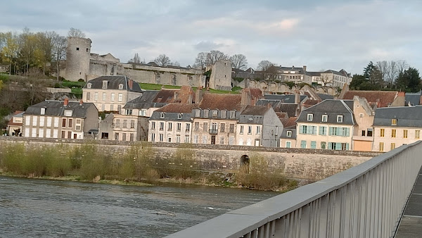 photo de Le Saint Pa IV à La Charité-sur-Loire