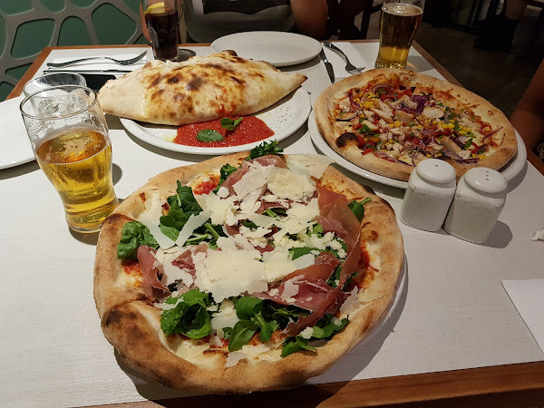 photo de Marina Terrace Pizzeria & Brasserie Portomaso à San Ġiljan