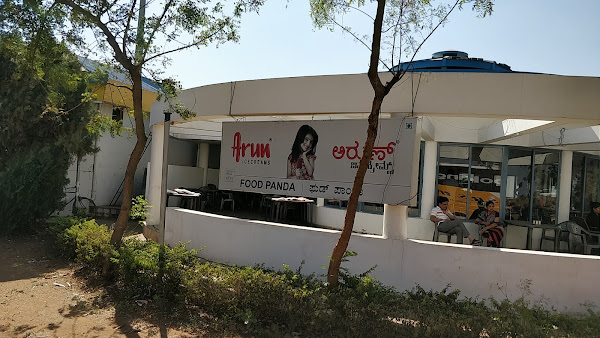 photo de Maruthi Hotel à Makanur