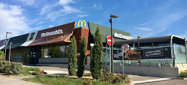 photo de McDonald's Colombe à Colombe