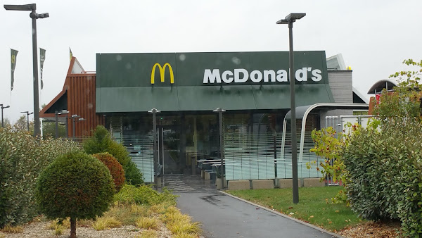 photo de McDonald's à Tonnerre
