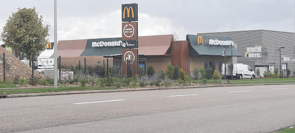 photo de McDonald's à Villers-Bocage