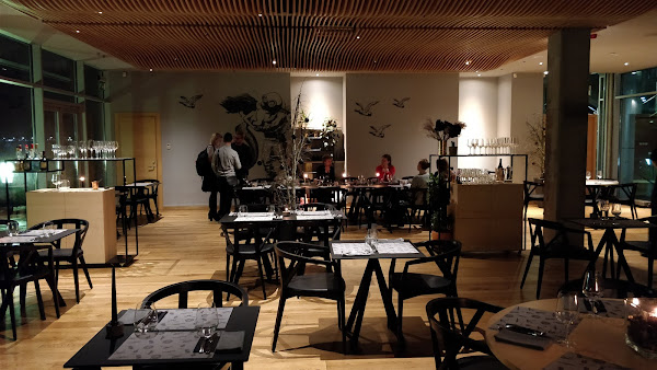photo de Osta, Restorāns ar skatu à Riga