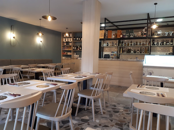photo de Pizzaria Moderna à Vila Meã