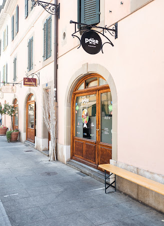 photo de Poke me à Carouge