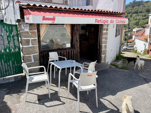 photo de Refúgio do Ciclista à Colares