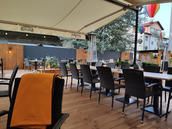 photo de Restauracja Galeria Emma à Mińsk Mazowiecki