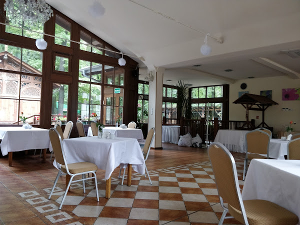 photo de Restauracja Leśniczówka à Grudziądz