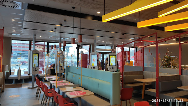 photo de Restauracja McDonald's à Gdynia