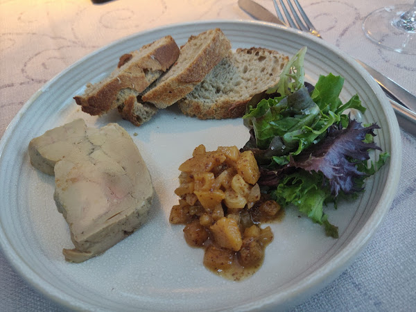 photo de Restaurant Au Canard Gourmand à Samatan